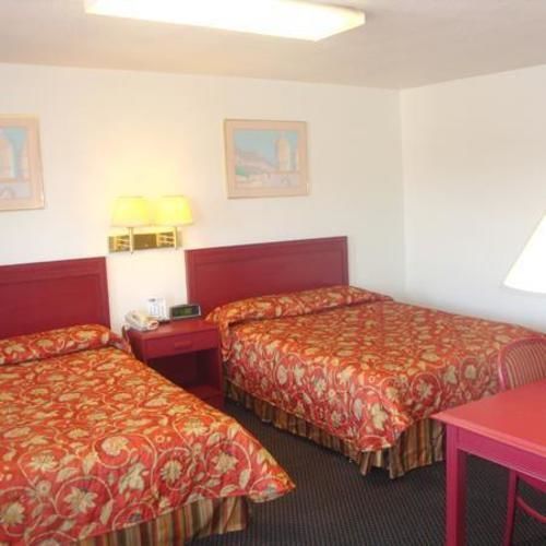 Golden Wheat Budget Host Inn Джанкшен Сити Экстерьер фото