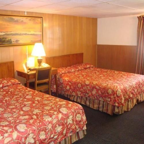 Golden Wheat Budget Host Inn Джанкшен Сити Экстерьер фото