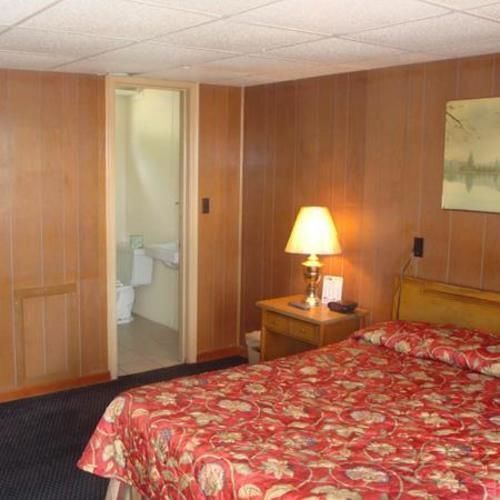 Golden Wheat Budget Host Inn Джанкшен Сити Экстерьер фото