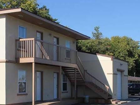 Golden Wheat Budget Host Inn Джанкшен Сити Экстерьер фото